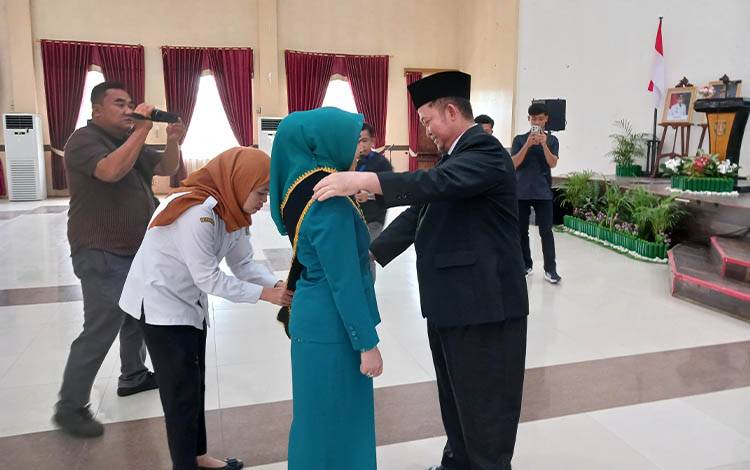 Sumiati Saiful Dilantik Jadi Ketua TP PKK Katingan