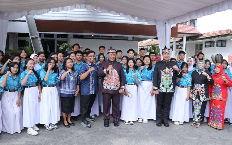 Wagub Kalteng Dorong Pendidikan Jadi Tolak Ukur Pembangunan SDM Unggul