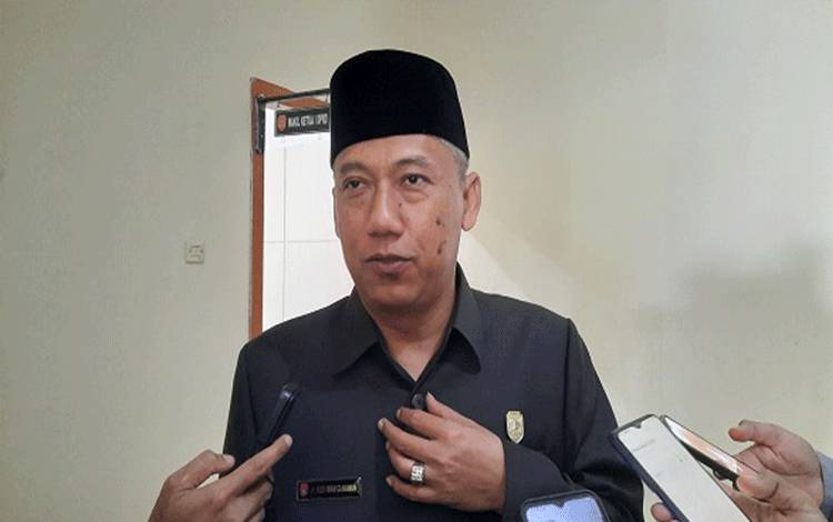 Wakil Ketua I DPRD Kobar Dukung Larangan Pungutan di Sekolah