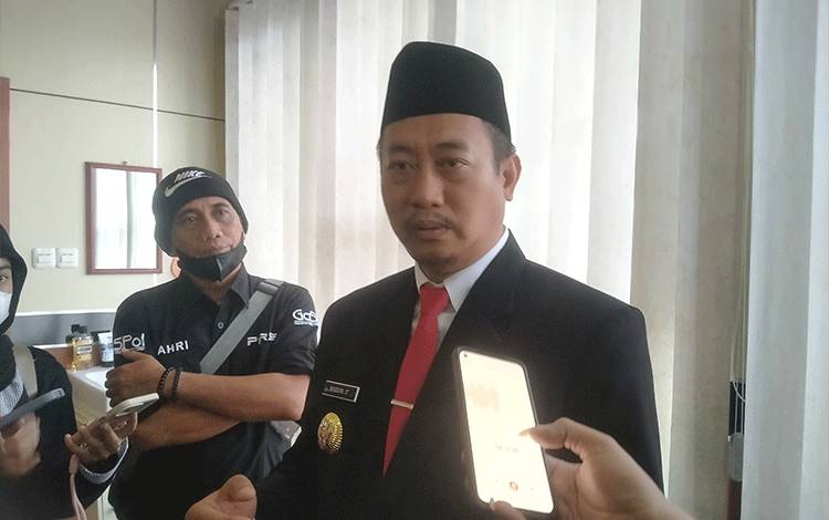 Pemkab Sukamara Berikan Subsidi Beasiswa Gratis Kepada 324 Pelajar