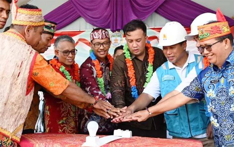 Bupati Lamandau Komitmen Bangun Jaringan Listrik hingga Pelosok