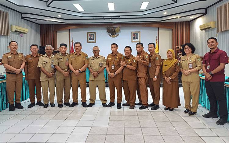 Alang Sebut Persoalan Perkebunan Sawit Jadi PR Plt Asisten Bidang Perekonomian dan Pembangunan yang Baru