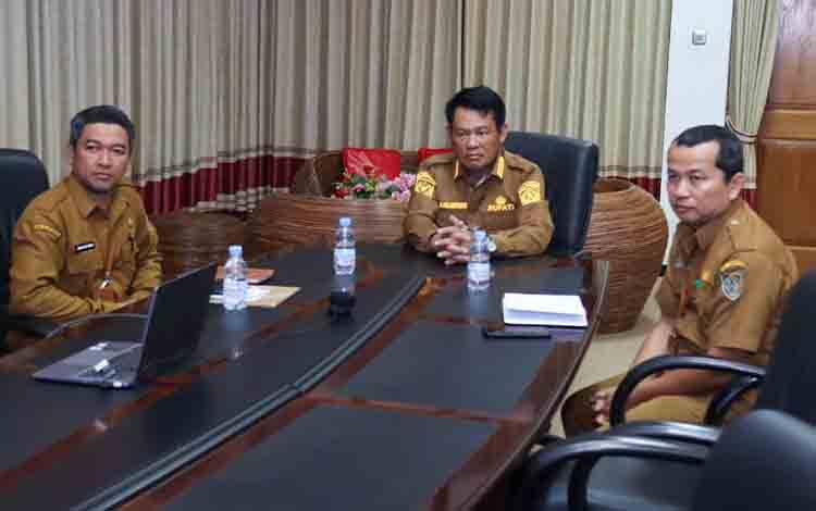 Bupati Seruyan Ikuti Sosialisasi Pengawasan Perizinan Pemerintah Daerah