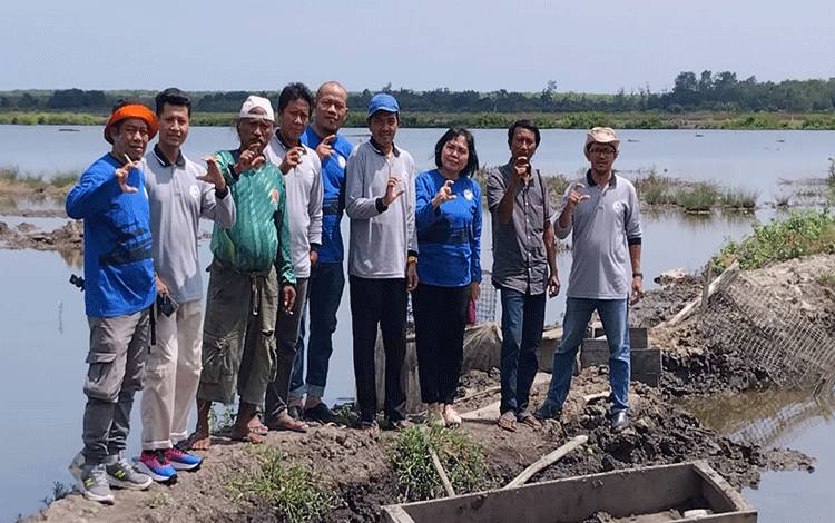 UPT PBAP Ujung Pandaran Dampingi Pokdakan Pesisir Indah Atasi Masalah Budidaya