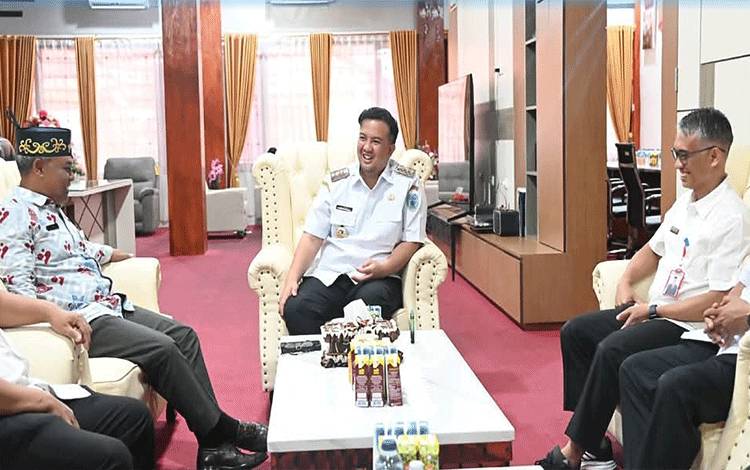 Bupati Lamandau Audiensi Bersama Kepala Perwakilan Kemendukbangga/BKKBN Provinsi Kalteng
