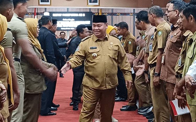 Bupati Kotim Upayakan Pemindahan Dermaga Barang ke Bagendang