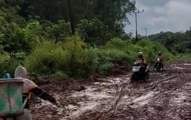 Komisi IV DPRD Kotim Soroti Pemangkasan Anggaran Jalan Camba-Kandan