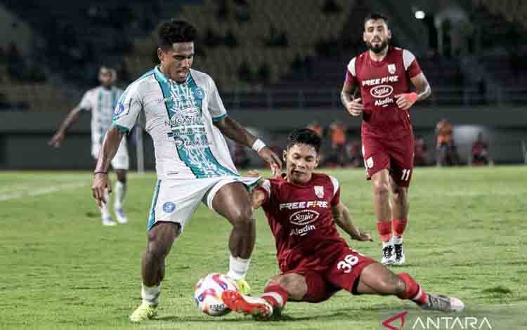 Persis Solo Amankan Kemenangan Tandang di Markas PSBS Biak