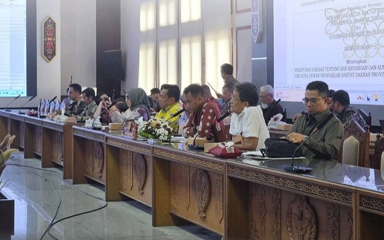 Komisi II DPRD Kalteng Dorong Pemerintah Promosikan Produk Lokal ke Kancah Nasional