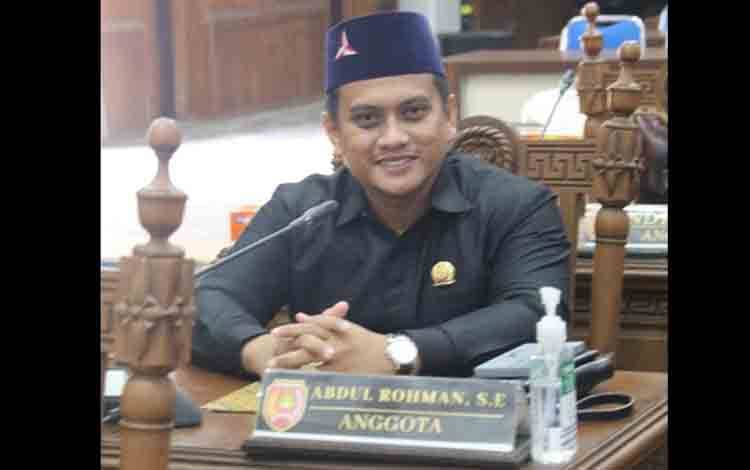 Dewan Kobar Soroti Masih Banyak Praktek Bongkar Muat Barang di Tepi Jalan