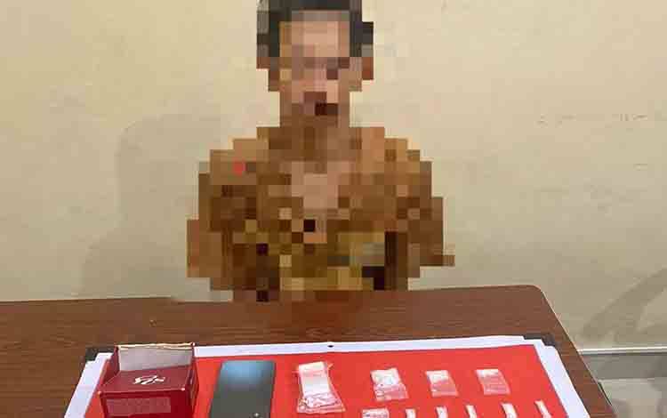 Satresnarkoba Gerebek Sebuah Rumah di Jalan Tjilik Riwut Km 11, Sabu 15,06 Gram Disita