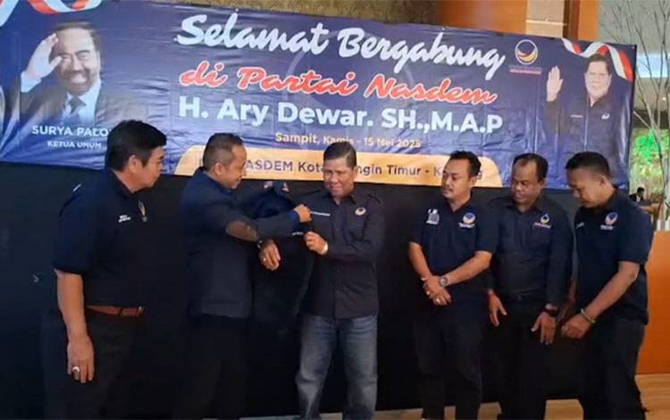 Mantan Ketua Gerindra Kotim Ary Dewar Gabung ke Nasdem, Syahbana: Jadi Amunisi Baru Partai