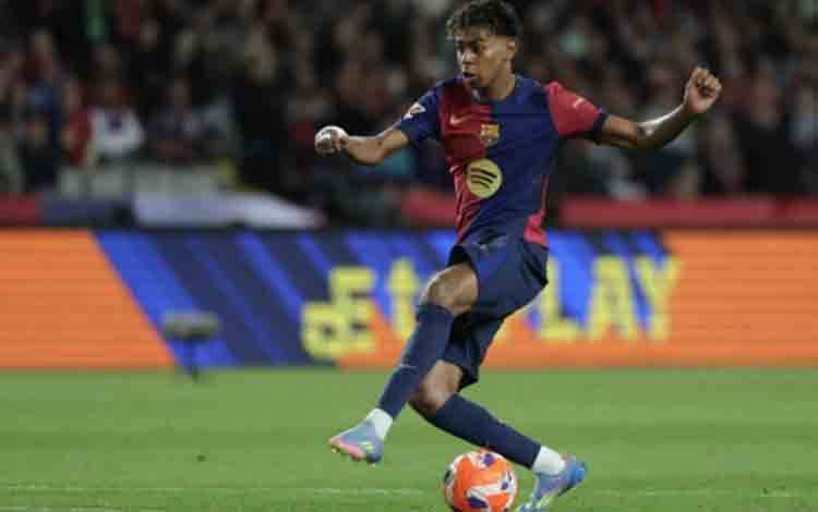 Lamine Yamal Dua Gol, Barcelona Hancurkan Valencia 5-0