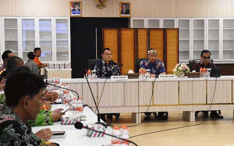 Wakil Bupati Kapuas Pimpin Rakor Penyamaan Persepsi Visi dan Misi 2025-2030