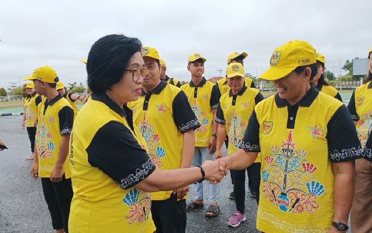 Wakil Bupati Minta Kontingen Gunung Mas Harumkan Nama Daerah di FBIM 2025
