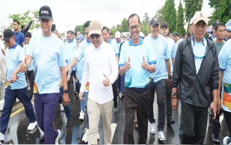 Wakil Bupati Lamandau Hadiri Fun Walk dan Launching QRIS Betang Mobile