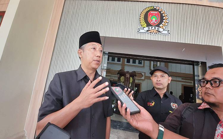 Wakil Ketua DPRD Kobar Tegaskan Retail Modern Dilarang Buka 24 Jam
