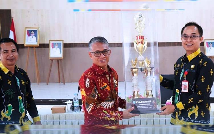 Pemkab Lamandau Tingkatkan Kesadaran Hukum Melalui Lomba Kadarkum