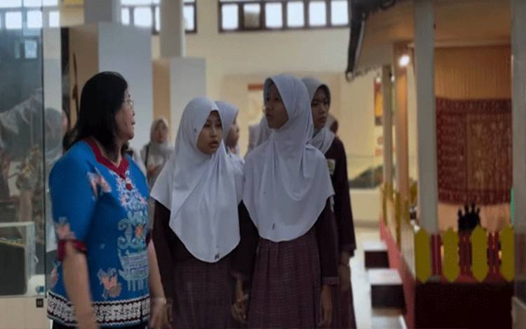 Lestarikan Budaya Cinta Rupiah dari Sekarang, BI Kalteng Ajak Generasi Muda Peduli Uang Nasional