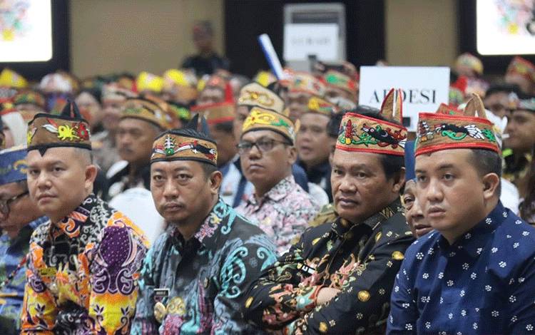 Bupati Seruyan Hadiri Rapat Koordinasi Penyelenggaraan Pemdes dan Peluncuran Koperasi Merah Putih