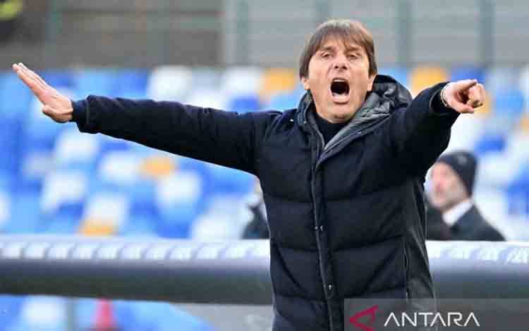 Conte Akui Antar Napoli Raih Gelar Juara Merupakan Pengalaman Tersulit