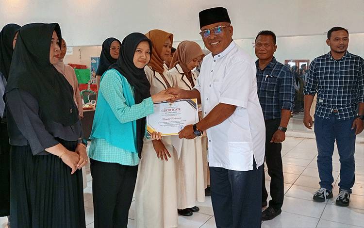 Pemkab Kobar Apresiasi Relawan Kelas Berbagi Pondok Baca Kelurahan Sidorejo