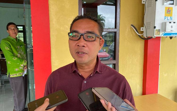 Proses Hukum Pemalsuan Ijazah Masuki Persidangan, Kades Baampah Kotim Dinonaktifkan