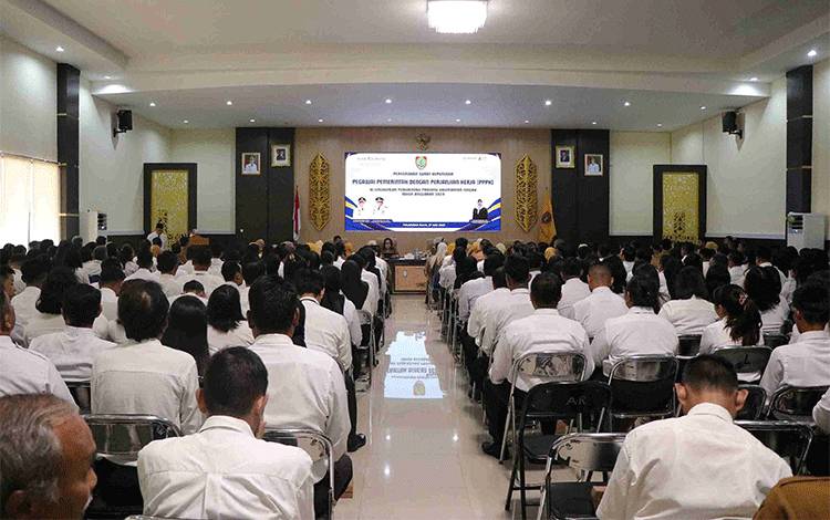 PPPK Baru Kalteng Terima SK dan Pembekalan, Siap Dukung Reformasi Birokrasi