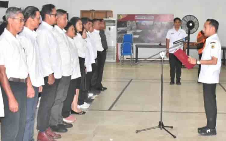 Wali Kota Palangka Raya Kukuhkan Pengurus FPRB pada Momen Workshop Penanggulangan Karhutla