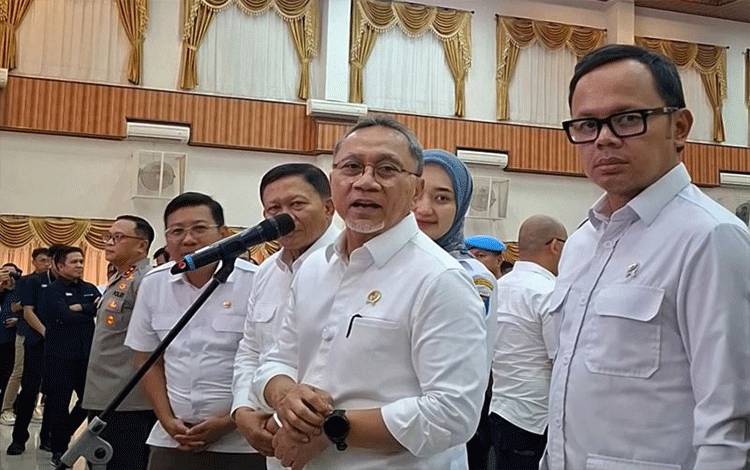 Zulhas: Koperasi Merah Putih Sederhanakan Rantai Pasok Ekonomi Desa