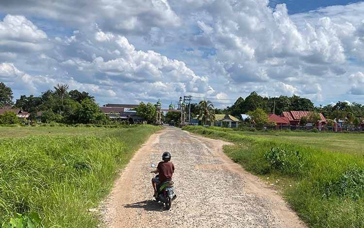 DPRD Kotim Dukung Pengembangan Bandara tapi Perlu Solusi Akses Jalan Bengkirai