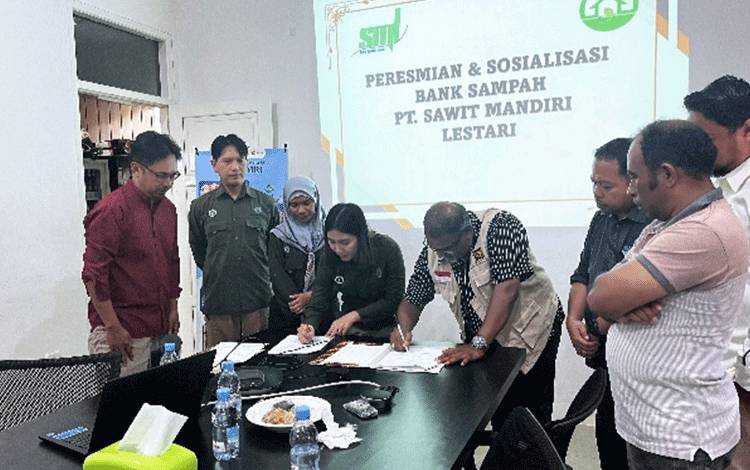 PT Sawit Mandiri Lestari Luncurkan Program Bank Sampah untuk Kelestarian Lingkungan