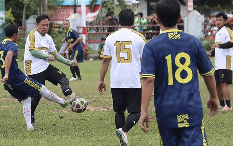 Pertandingan Ekshibisi Meriahkan Pembukaan GSI Seruyan