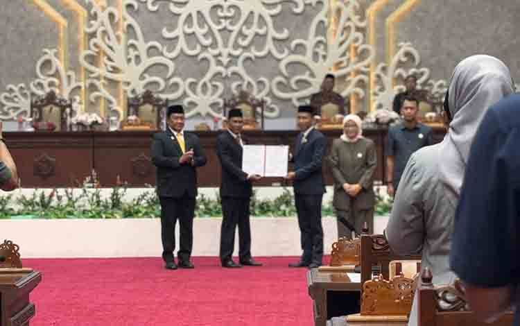 Jimmy Carter Mundur dari DPRD Kalteng, Maju Pilbup Barito Utara
