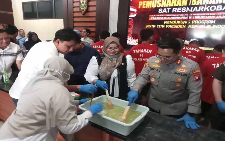 Polres Kotim Musnahkan Narkoba Seberat 1 Kilogram