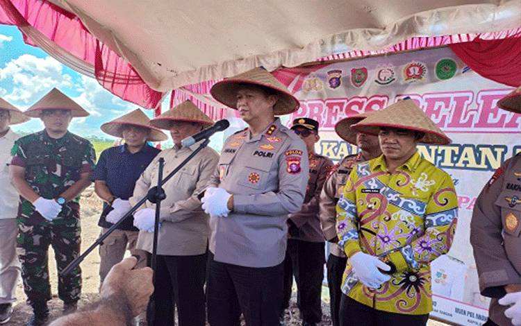 Kalteng Dorong Kemandirian Pangan dengan Panen Raya Jagung Serentak