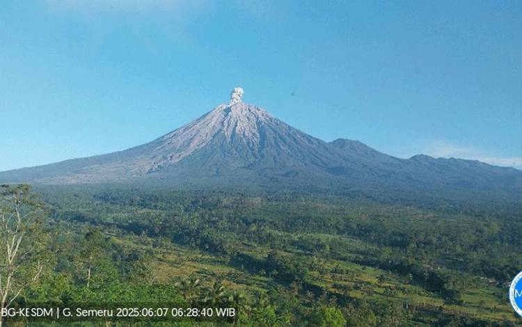 Getaran Banjir Lahar Hujan Semeru Tercatat Hingga Empat Jam