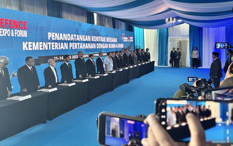 Presiden Saksikan 27 MoU Diteken pada Hari Pertama Indo Defence Expo
