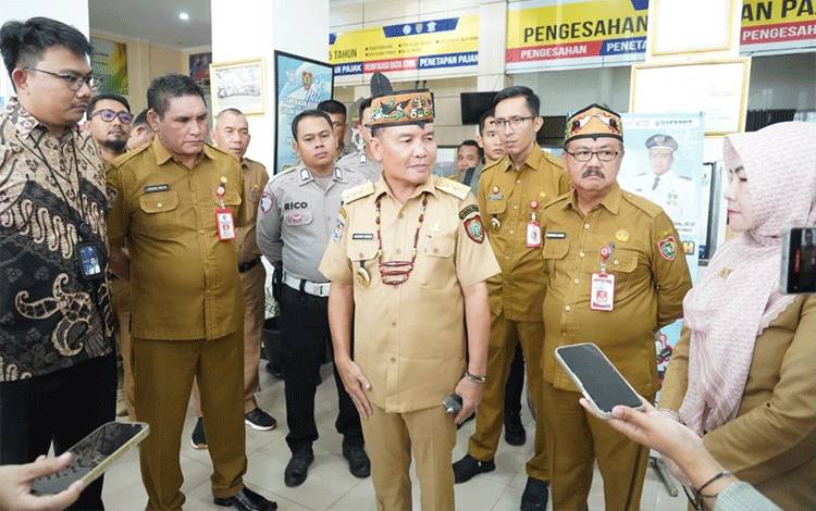 Gubernur Kalteng Pastikan Pelayanan Publik Bebas Pungli