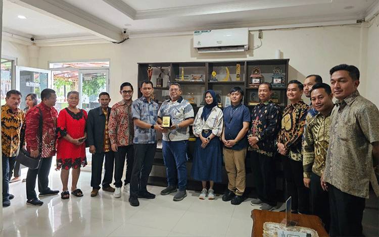 Komisi III DPRD Kalteng Belajar Pengembangan Pariwisata dan Ekonomi Digital ke Jawa Barat