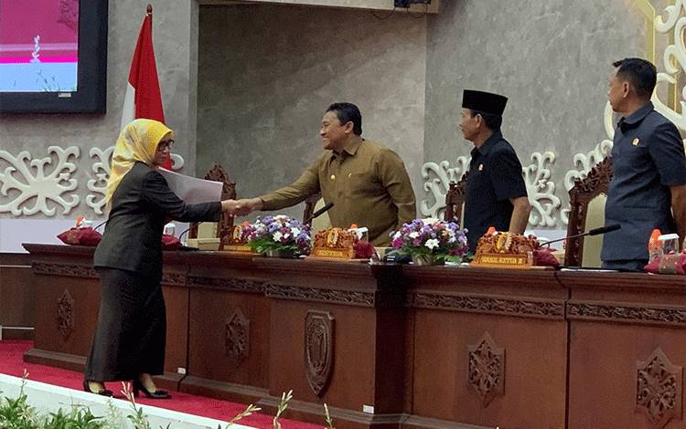 Pemprov Kalteng Komitmen Tindaklanjuti Perda Pembakaran Lahan Berbasis Kearifan Lokal