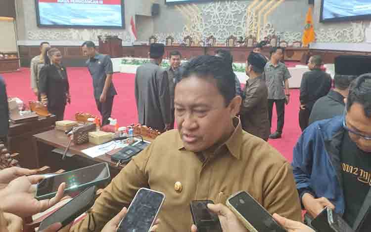 Pemprov Kalteng Berkomitmen Berantas Praktik Penahanan Ijazah Sekolah