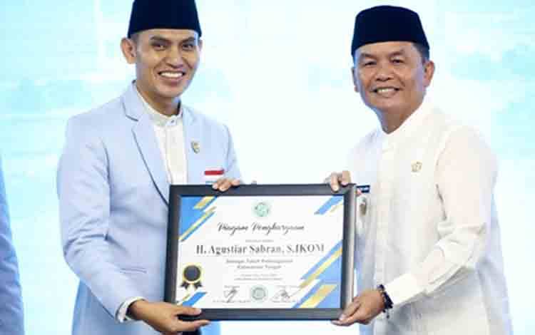 Gubernur Kalteng Terima Penghargaan Tokoh Keberagaman