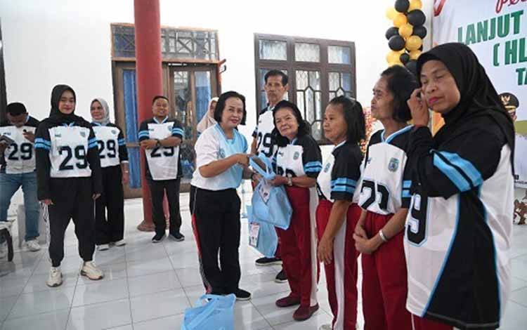 Pemkab Lamandau Rayakan Hari Lanjut Usia Nasional dengan Sentuhan Nyata