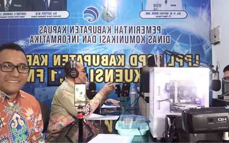 Tiga Narsum RSUD Kapuas Siaran Radio Beberkan Pola Hidup dan Solusi Sehat