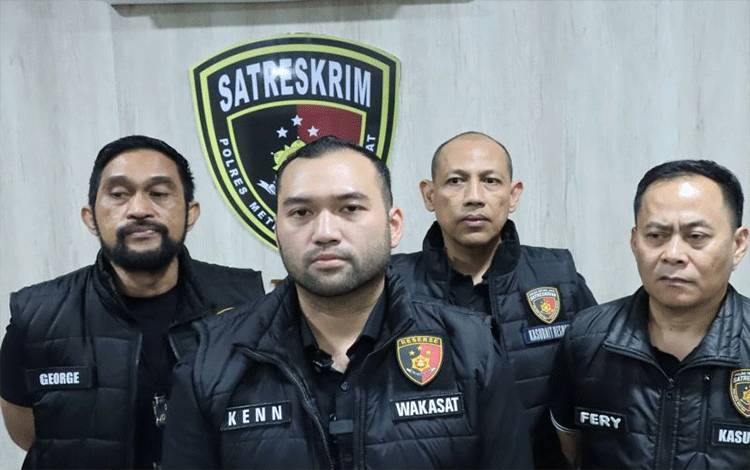 Dua Penipu Bermodus Polisi Gadungan Beri Perlawanan saat Ditangkap