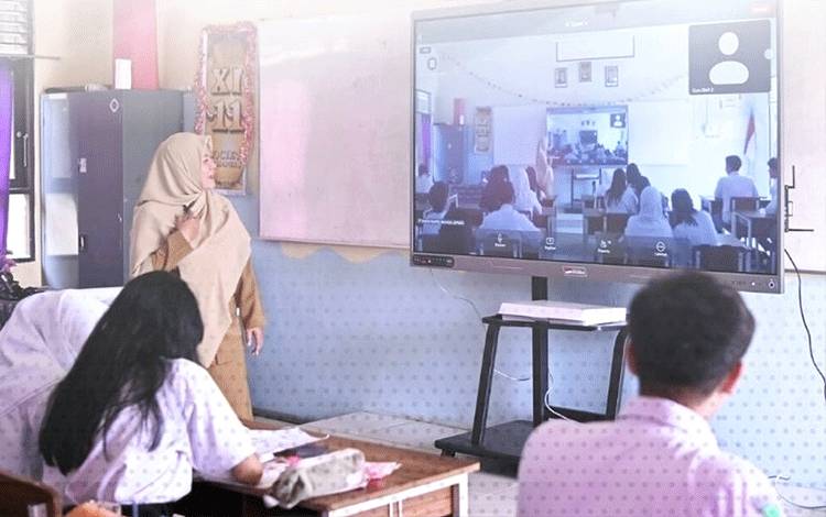 SMAN-1 Batang Kawa Wujudkan Digitalisasi Pendidikan