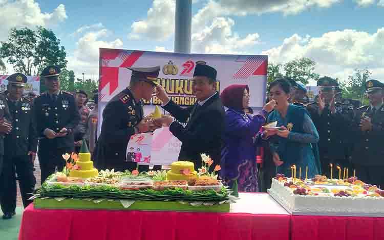 Bupati Sukamara Berharap Polri Semakin Profesional