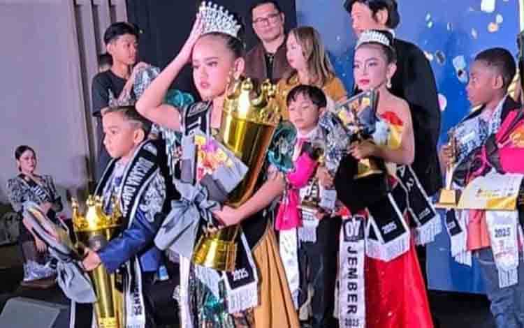 Putri Sigit K Yunianto Raih Dua Gelar Bergengsi di Indonesian Model Search 2025