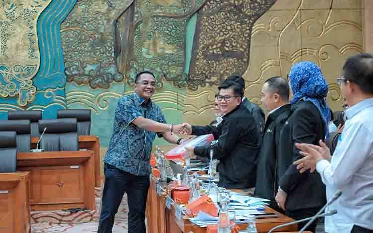 SKY Dorong Pemerataan Listrik di Kalteng, Dukung Program Desa Terang Presiden Prabowo